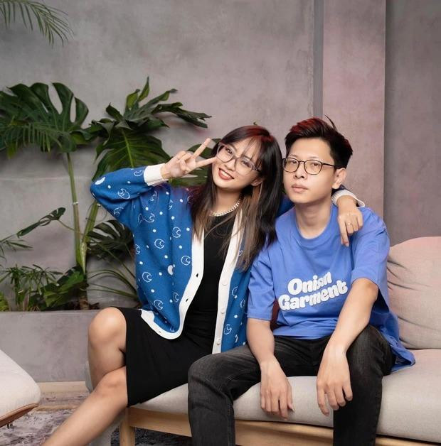 Bomman và Minh Nghi là cặp đôi trai tài gái sắc được lòng giới Esports Việt ở thời điểm hiện tại. Bomman và Minh Nghi là cặp đôi trai tài gái sắc được lòng giới Esports Việt ở thời điểm hiện tại.