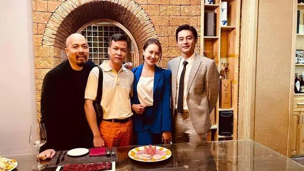 NSƯT Đức Hùng, Đạo diễn - NSƯT Mai Hiền, Hồng Diễm và Quốc Huy (từ trái sang).