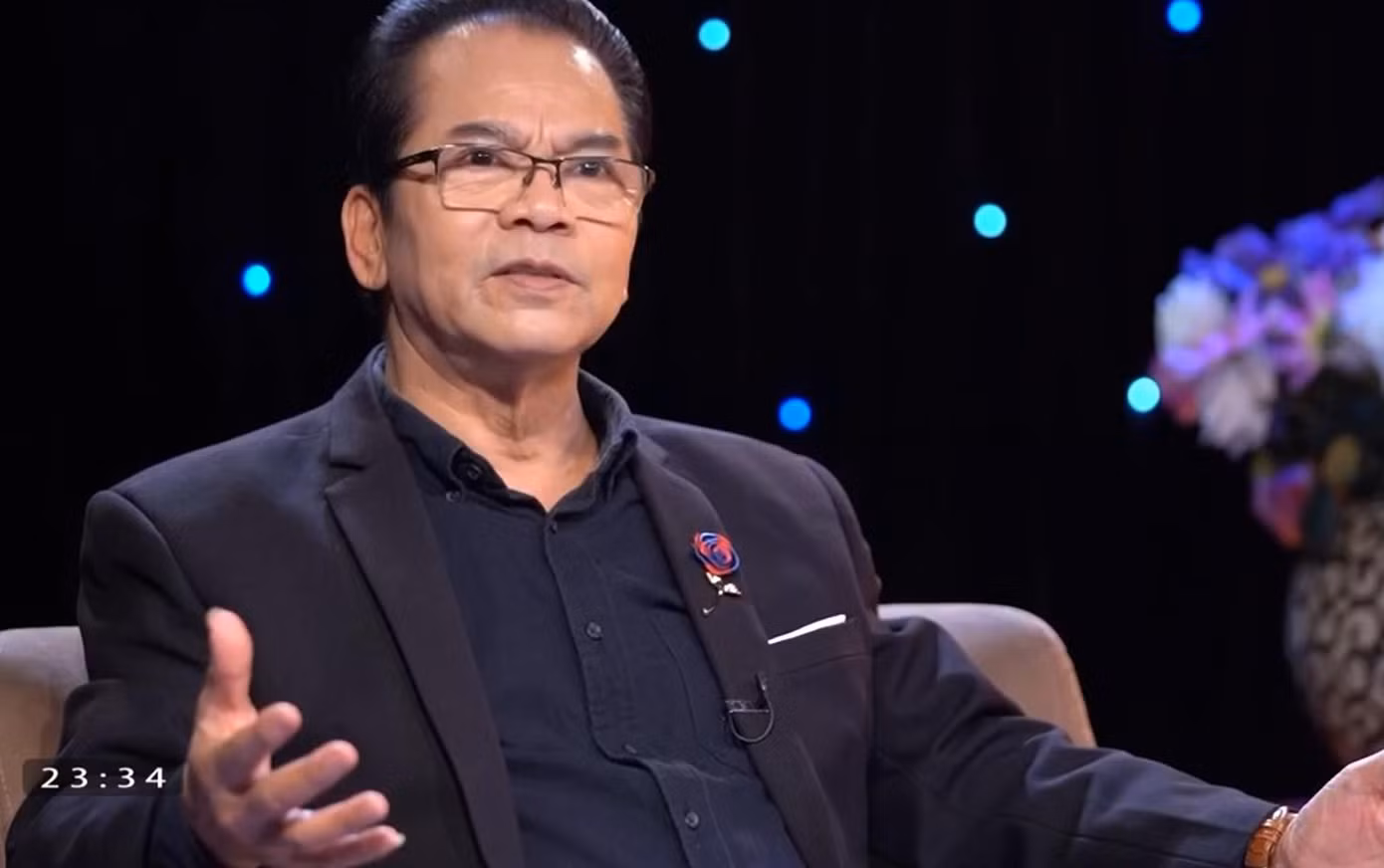 NSND Trần Nhượng miệt mài hoạt động nghệ thuật dù đã nghỉ hưu. NSND Trần Nhượng miệt mài hoạt động nghệ thuật dù đã nghỉ hưu.