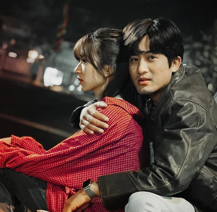 Chuyện tình “chú – cháu” của Vân Vân – Đông Phong được fan của Thương ngày nắng về ủng hộ nhiệt tình. Chuyện tình “chú – cháu” của Vân Vân – Đông Phong được fan của Thương ngày nắng về ủng hộ nhiệt tình.