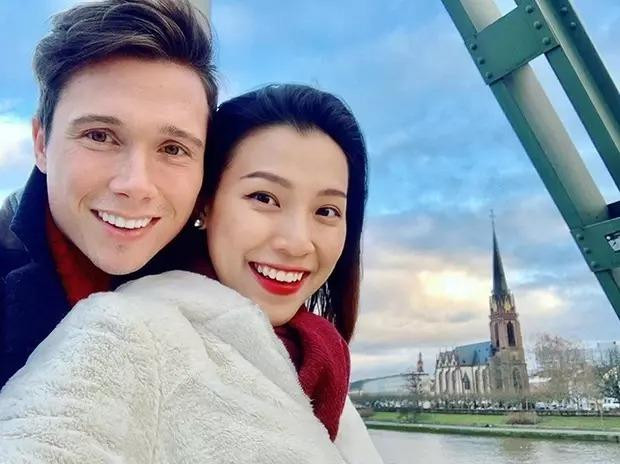 Hoàng Oanh và Jack Cole Hoàng Oanh và Jack Cole