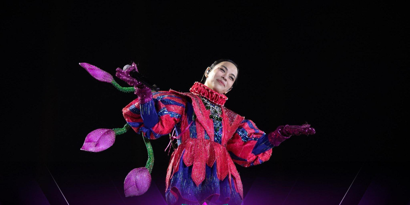 Nữ nghệ sĩ có chất giọng đẹp, giao thoa hài hòa giữa cảm xúc và kỹ thuật. Tại Ca sĩ mặt nạ, Trấn Thành đánh giá Ngọc Mai không chỉ giỏi thanh nhạc mà còn thiên biến vạn hóa, đa phong cách, thể hiện được nhiều dòng nhạc. Nữ nghệ sĩ có chất giọng đẹp, giao thoa hài hòa giữa cảm xúc và kỹ thuật. Tại Ca sĩ mặt nạ, Trấn Thành đánh giá Ngọc Mai không chỉ giỏi thanh nhạc mà còn thiên biến vạn hóa, đa phong cách, thể hiện được nhiều dòng nhạc.