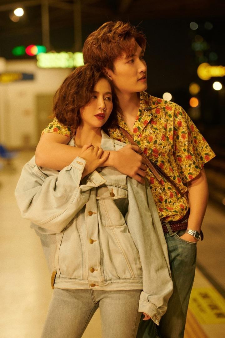 Huyền Lizzie và Đình Tú Huyền Lizzie và Đình Tú