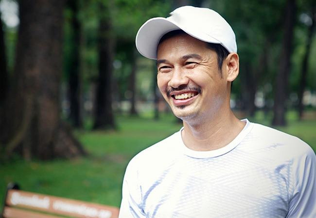 Anh sống độc thân ở tuổi 49