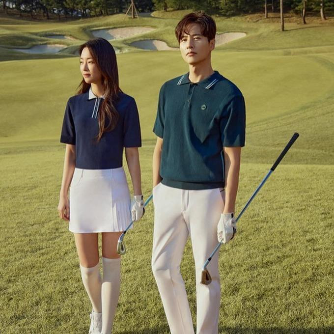 Ngoại hình không tuổi của tài tử Won Bin khi xuất hiện trong quảng cáo mới gần đây. Ngoại hình không tuổi của tài tử Won Bin khi xuất hiện trong quảng cáo mới gần đây.