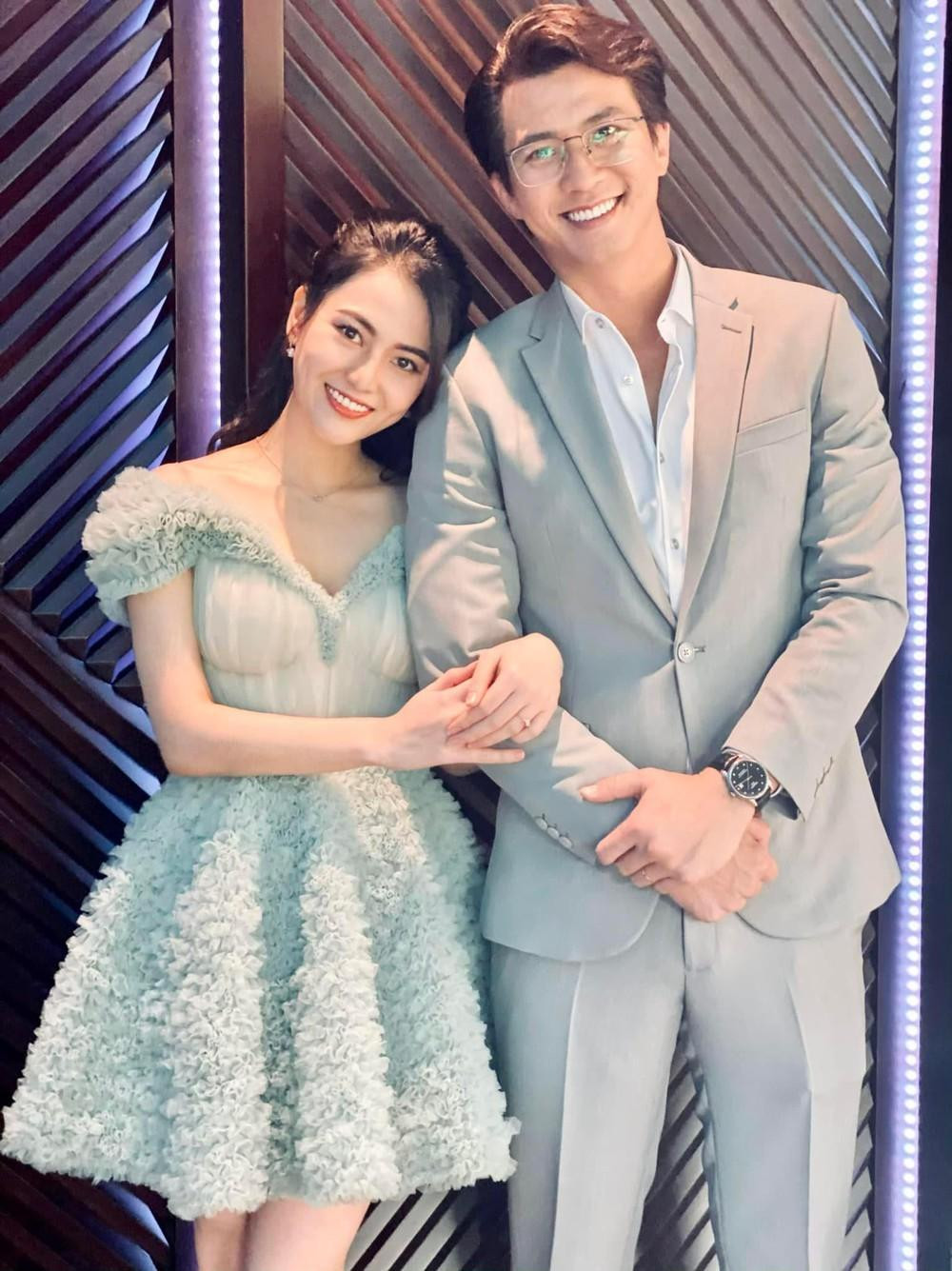 Việt Hoa đóng cặp cùng Hà Việt Dũng Việt Hoa đóng cặp cùng Hà Việt Dũng