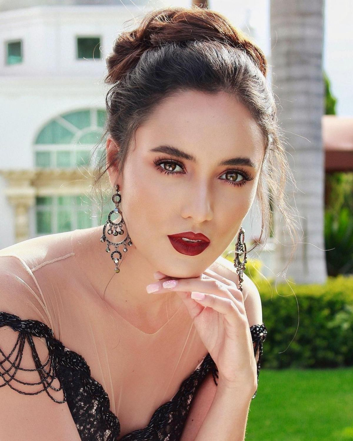 Người đẹp đến từ Mexico - Karolina Vidales được dự đoán sẽ tiến sâu tại đêm Chung kết Miss World 2021.