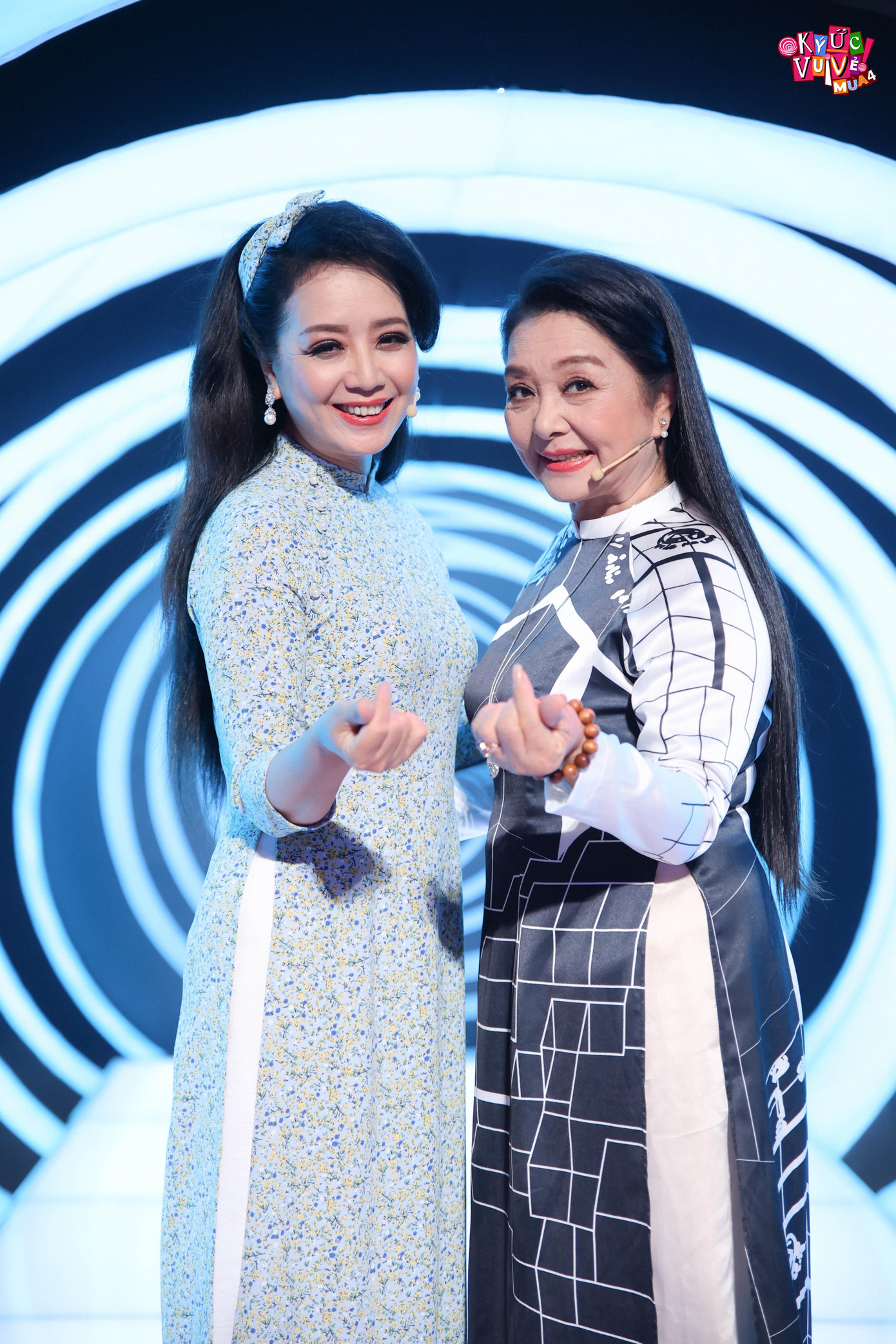 NSƯT Chiều Xuân và NSƯT Thanh Loan NSƯT Chiều Xuân và NSƯT Thanh Loan