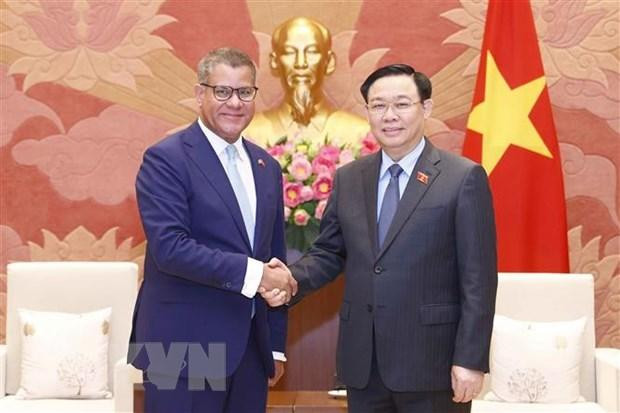 Chủ tịch Quốc hội Vương Đình Huệ tiếp Chủ tịch COP26 Alok Kumar Sharma. (Ảnh: Doãn Tấn/TTXVN) Chủ tịch Quốc hội Vương Đình Huệ tiếp Chủ tịch COP26 Alok Kumar Sharma. (Ảnh: Doãn Tấn/TTXVN)