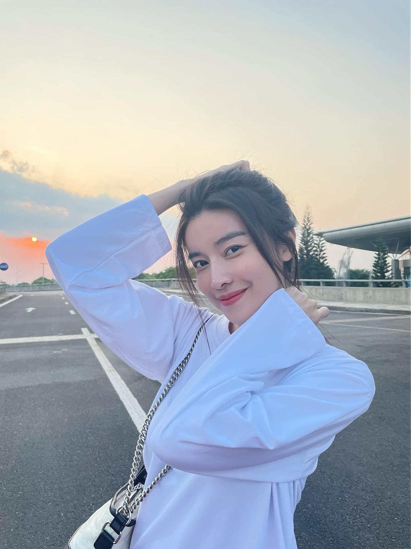 Cao Thái Hà là gương mặt thường xuyên xuất hiện trong nhiều dự án phim truyền hình và nhận được sự quan tâm của khán giả qua mỗi vai diễn.