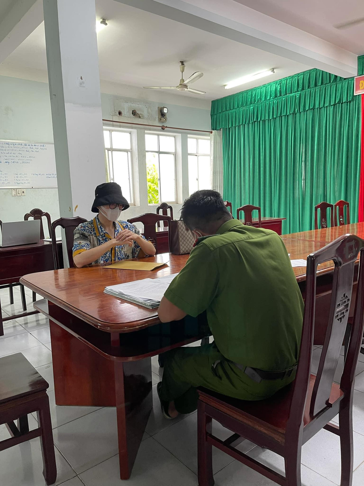 Đức Phúc trình báo cơ quan cảnh sát điều tra - Công an TP.Thủ Đức. Đức Phúc trình báo cơ quan cảnh sát điều tra - Công an TP.Thủ Đức.