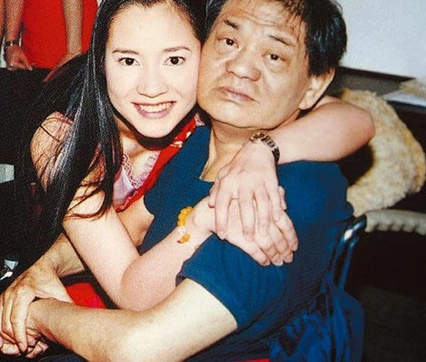 Trịnh Diễm Lệ và cha nuôi Hoàng Nhậm Trung Trịnh Diễm Lệ và cha nuôi Hoàng Nhậm Trung