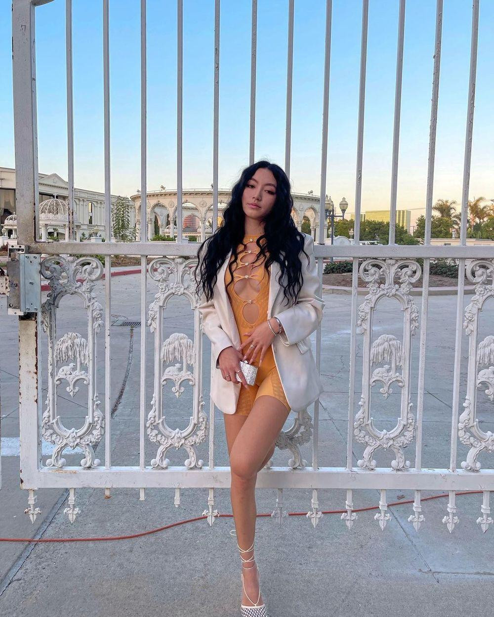 Nữ danh ca nhận xét con gái là người tự lập, có thể tự lo cho bản thân trong thời gian cô bận rộn với hoạt động nghệ thuật.