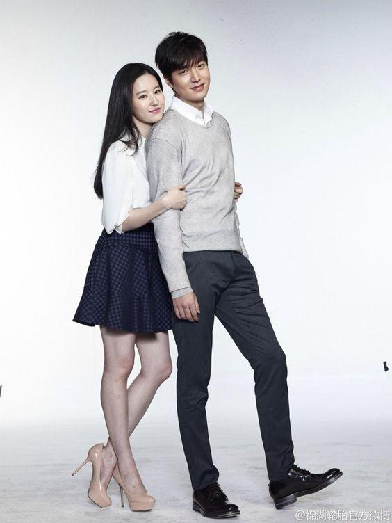 Lee Min Ho và Lưu Diệc Phi là những người bạn đồng niên. Thời điểm này, hai diễn viên chỉ mới 26 tuổi.