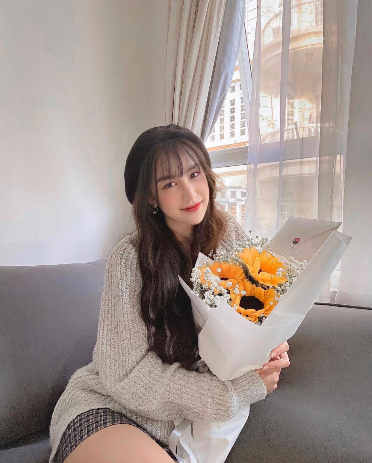 Nối nghiệp bố và anh trai Trần Bình Trọng, Anh Phương tốt nghiệp Đại học Sân khấu Điện ảnh, quyết định Nam tiến mà không dựa dẫm vào gia đình.