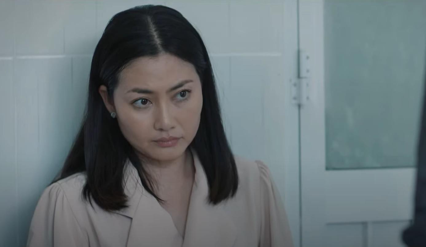 Bé Hạt Dẻ được Mô và Hồng đưa vào trạm xá. Ảnh: CMH.