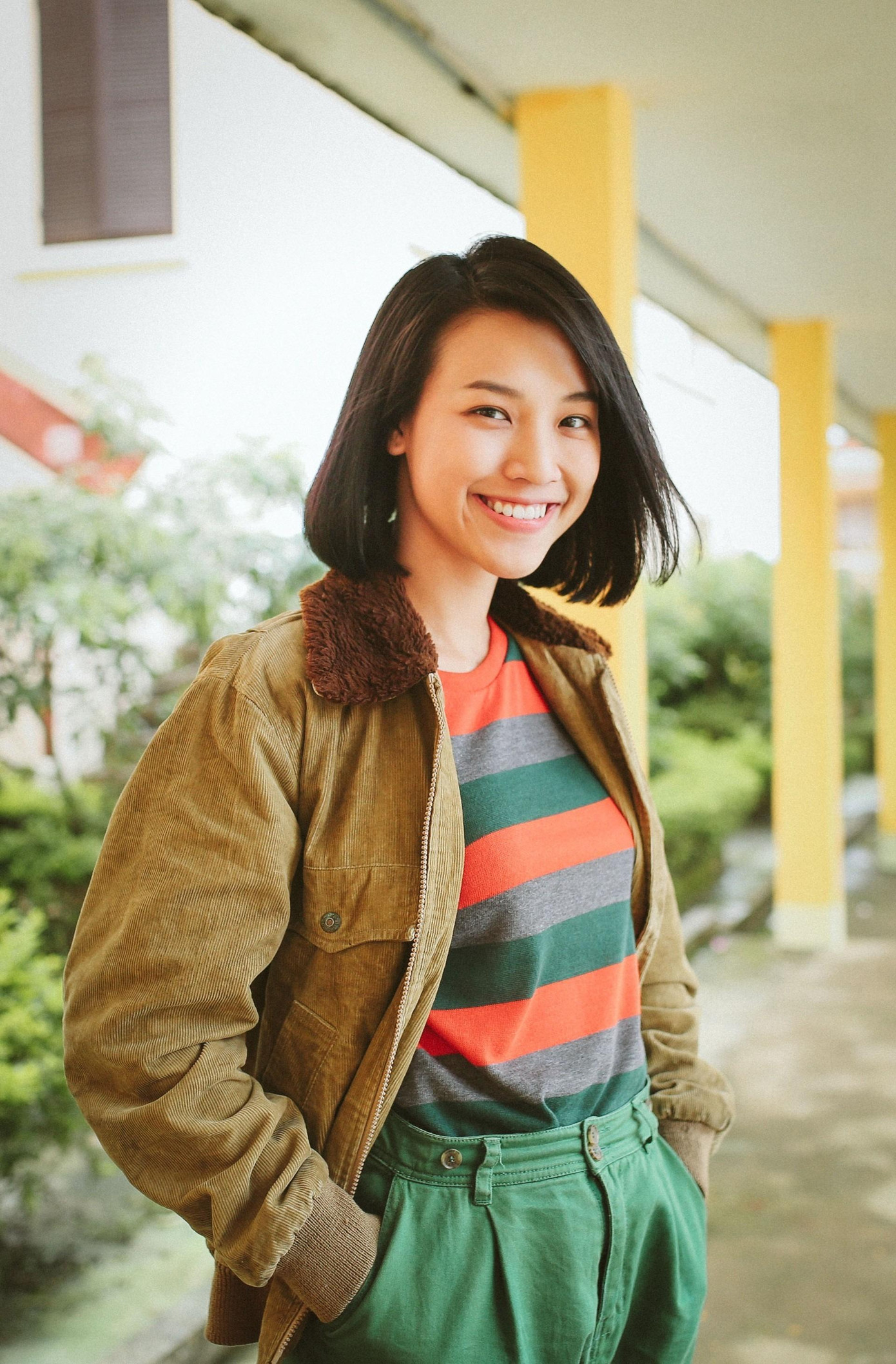 Hoàng Oanh trong Tháng năm rực rỡ Hoàng Oanh trong Tháng năm rực rỡ