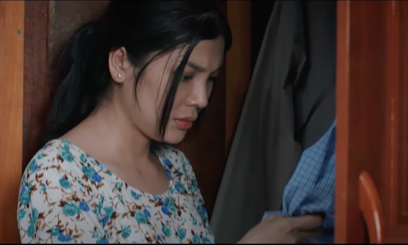 Liễu phát hiện chồng ngoại tình. Ảnh: CMH. Liễu phát hiện chồng ngoại tình. Ảnh: CMH.