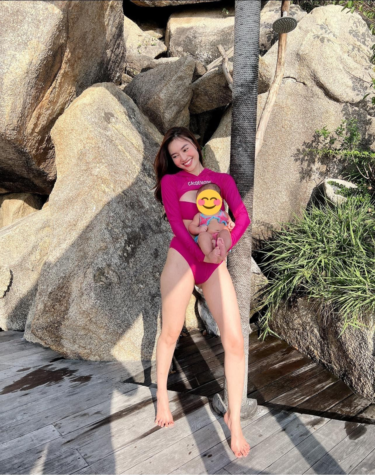 Bên cạnh những bình luận ngợi khen thì không ít người bán tín bán nghi cô đã đụng chạm “dao kéo”, tu sửa vòng 1