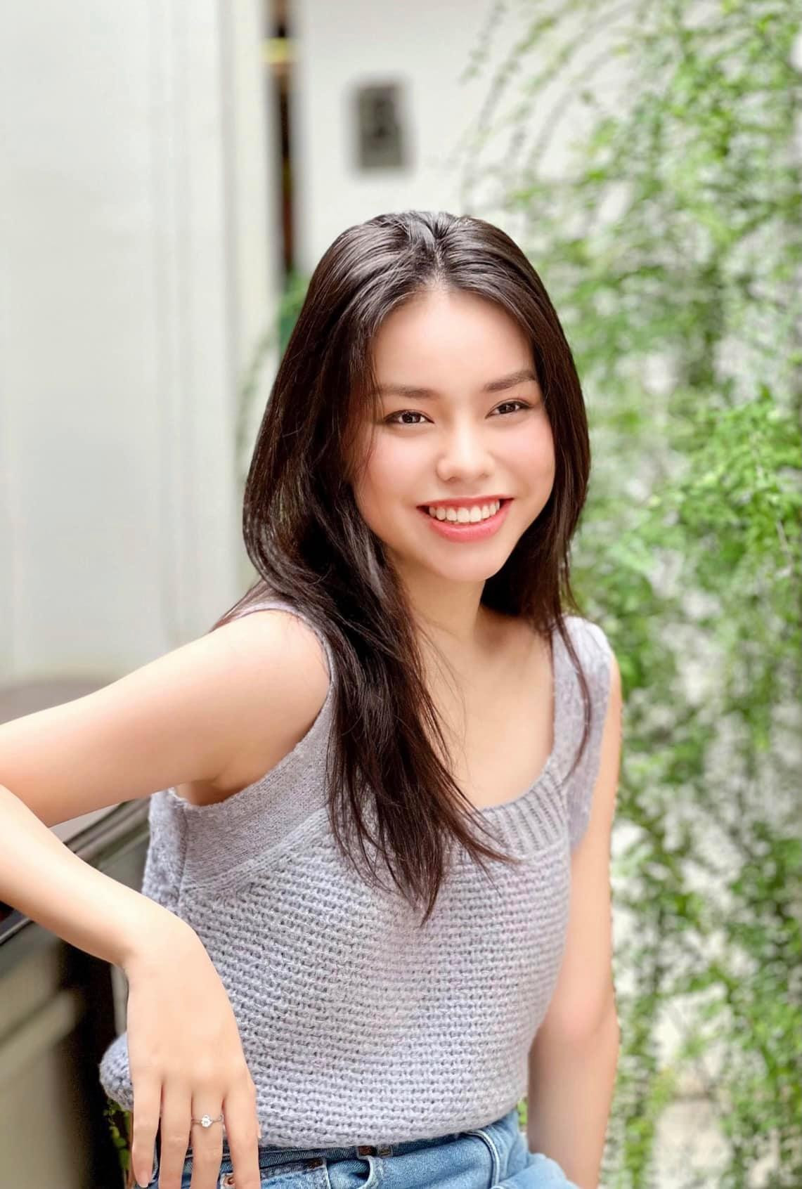 Sau khi lên đại học, diễn viên Vợ Ba có nhiều định hướng, chuẩn bị cho con đường nghệ thuật. Theo Trà My, khi đủ 18 tuổi, cô nhận ra đã đến lúc mình cần bước ra khỏi vùng an toàn của bản thân.