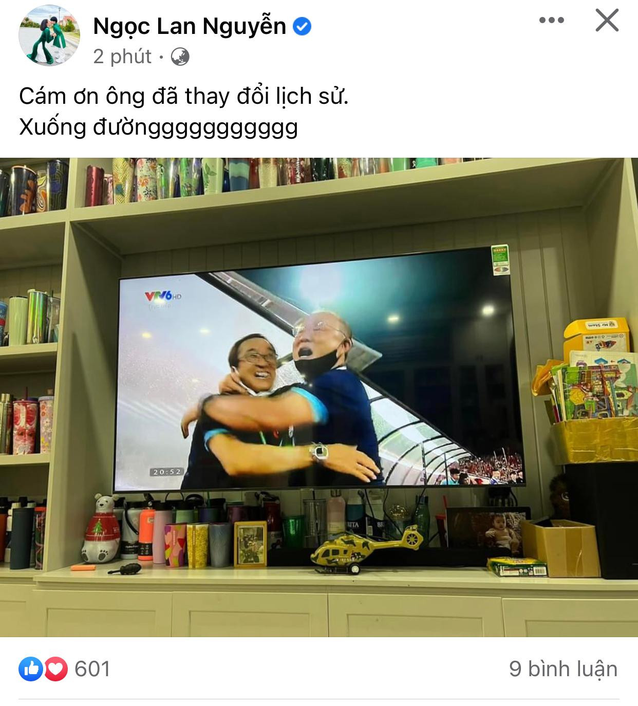 Ngọc Lan vui mừng, chuẩn bị xuống đường chia sẻ niềm vui.