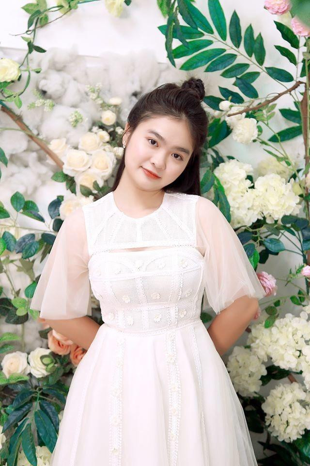 Mới đây, gia đình thông báo Thiện Nhân mất tích gây bất ngờ. Chỉ ít giờ sau, nữ ca sĩ 19 tuổi khẳng định mình vẫn bình an vô sự và bác bỏ mọi thông tin gia đình nói về cô trên mạng xã hội.