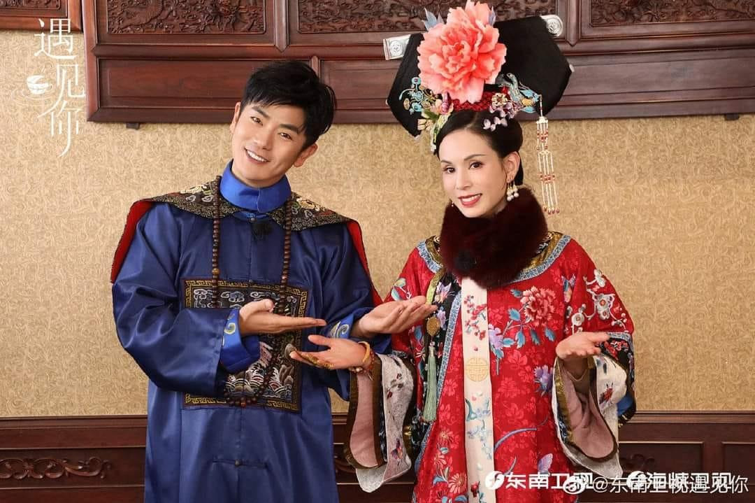 Nam diễn viên Trương Hiểu Long - người từng thủ vai Ôn Thái Y trong Hậu Cung Chân Hoàn Truyện phối hợp ăn ý với nữ diễn viên kỳ cựu họ Lý.