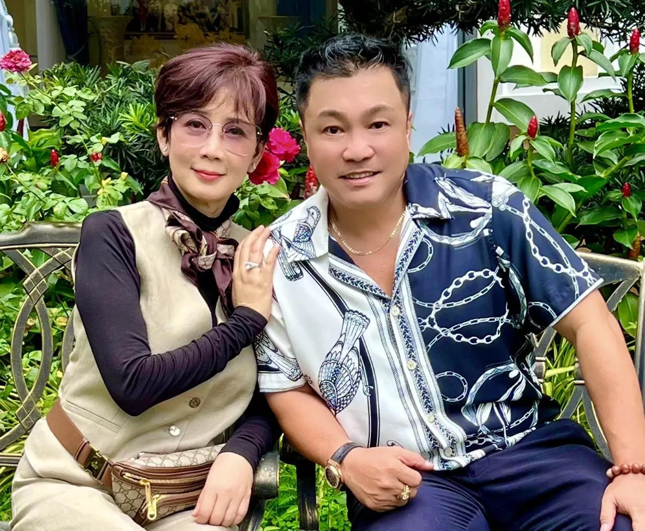 Diễm Hương hội ngộ Lý Hùng sau 30 năm