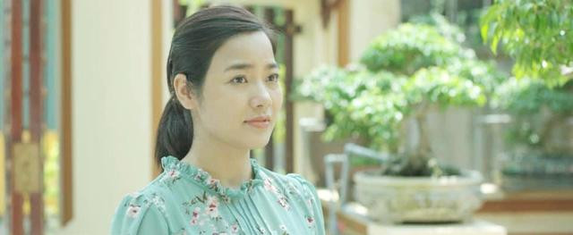 Dù chỉ vào vai phụ nhưng Hoa của diễn viên Đàm Hằng vẫn đón nhận tình cảm của khán giả ngay từ những tập đầu tiên.