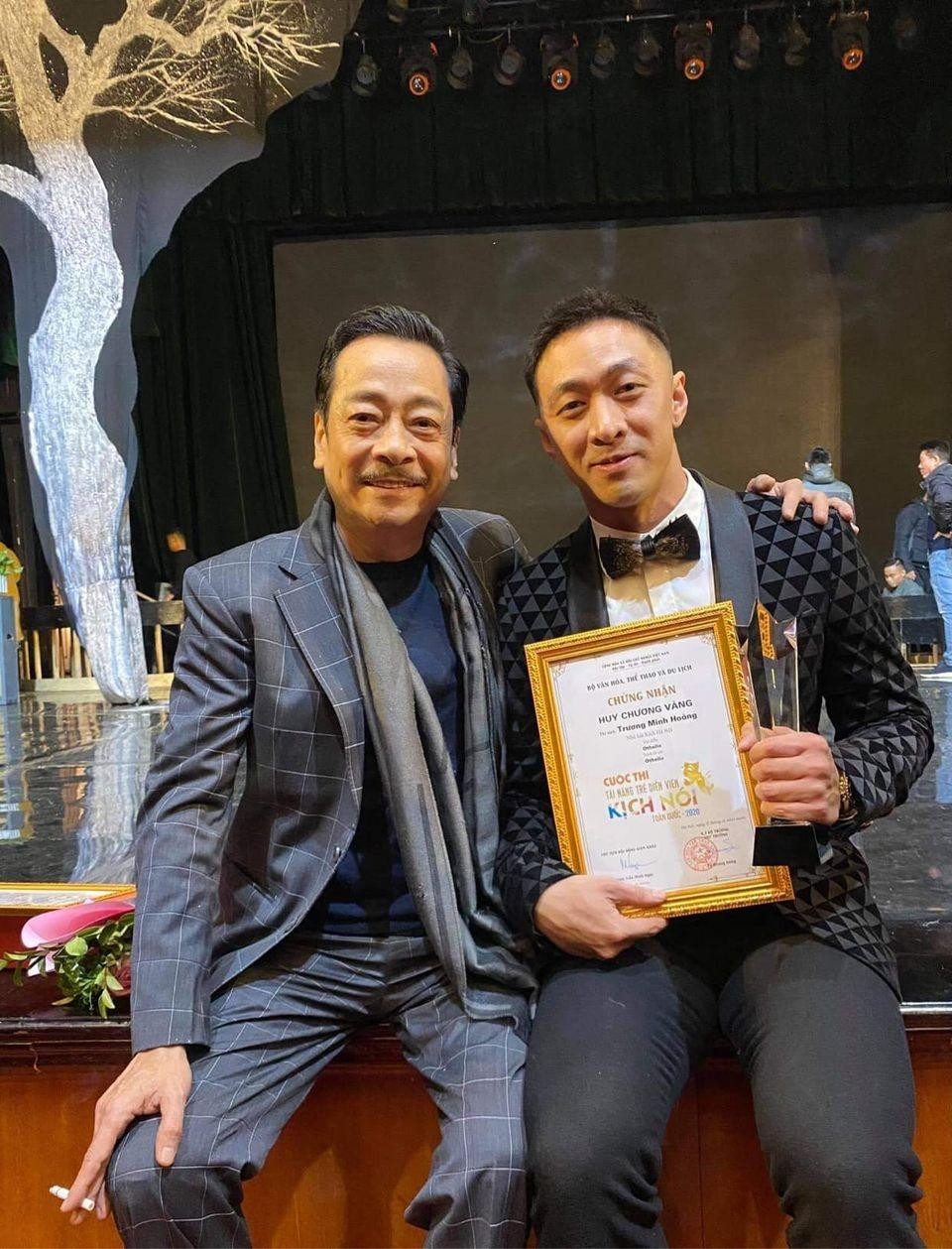 Trương Hoàng đang công tác tại Nhà hát Kịch Hà Nội