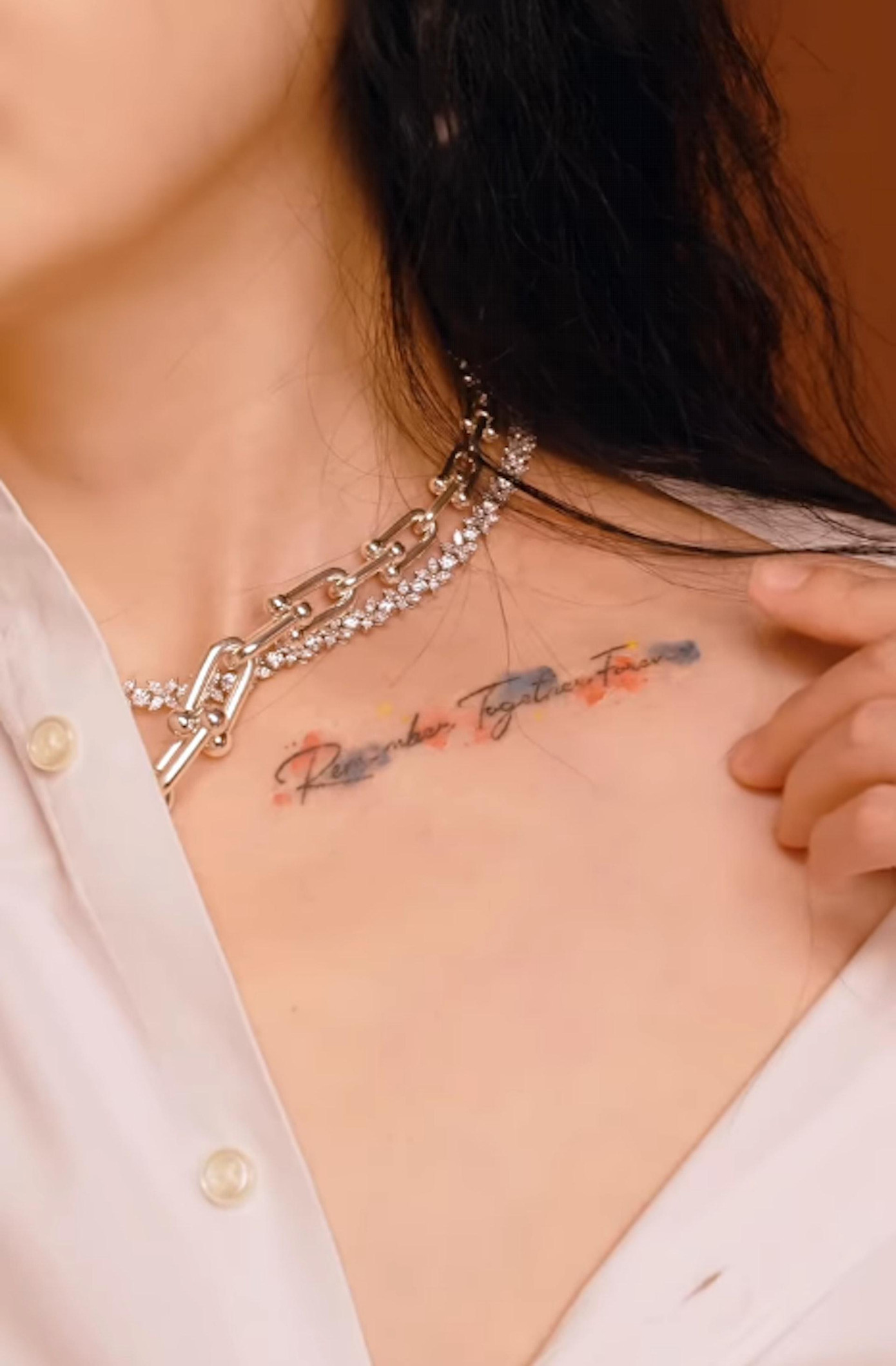 Hình xăm đôi của vợ chồng Từ Hy Viên. Ảnh: (IG @ hsushiyuan). Hình xăm đôi của vợ chồng Từ Hy Viên. Ảnh: (IG @ hsushiyuan).