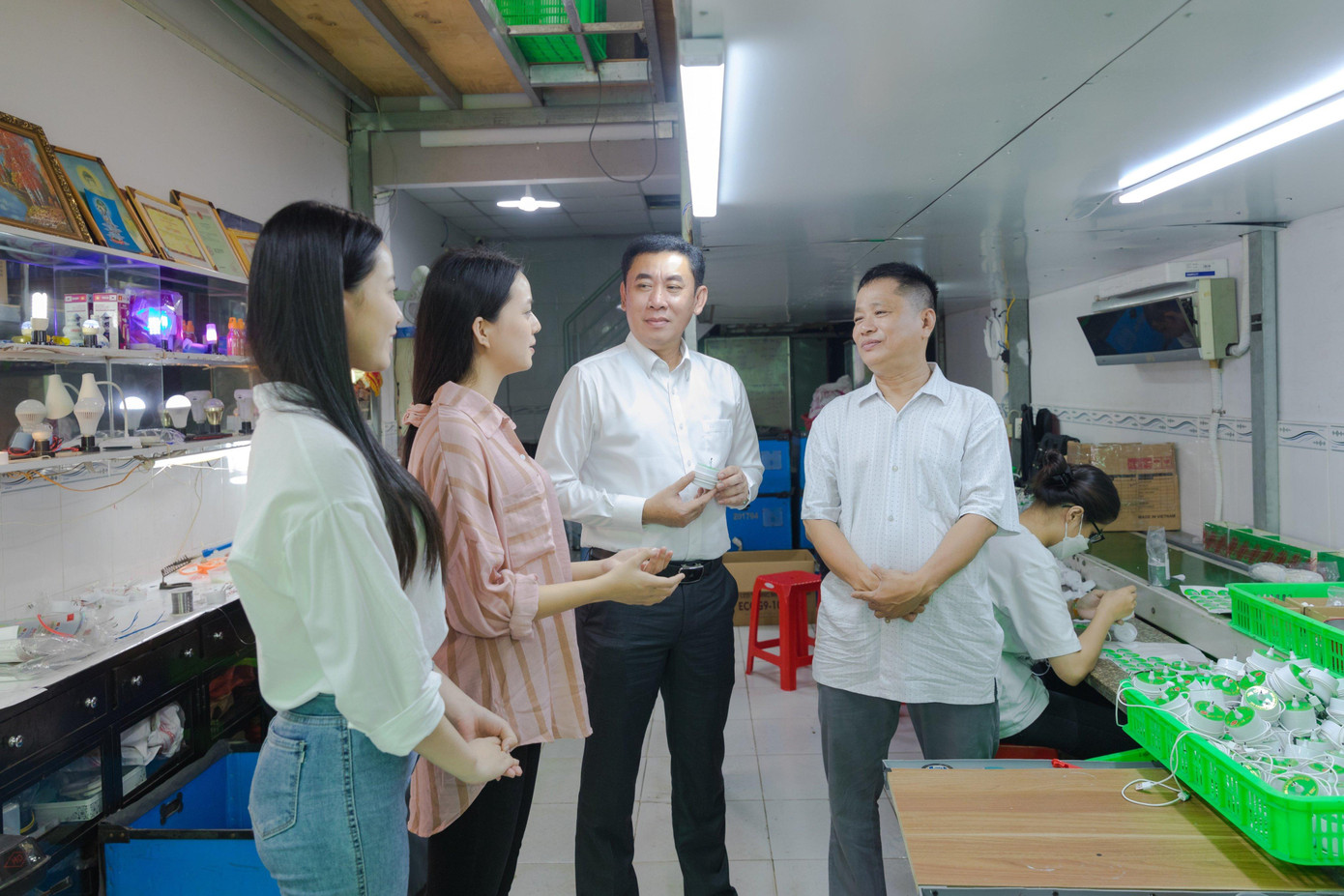 Trung tâm dạy nghề của Tín nuôi dạy, tạo việc làm cho người khuyết tật.