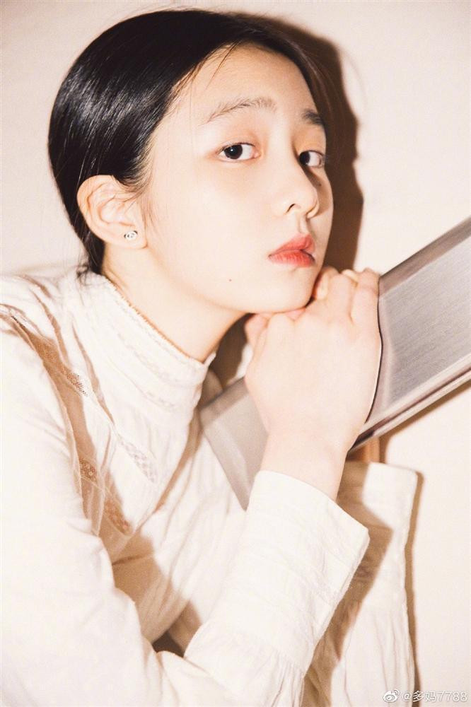 Cô bé cao 1m7, là gương mặt sáng giá của nhiều sàn diễn thời trang cho trẻ em suốt một thời gian dài.