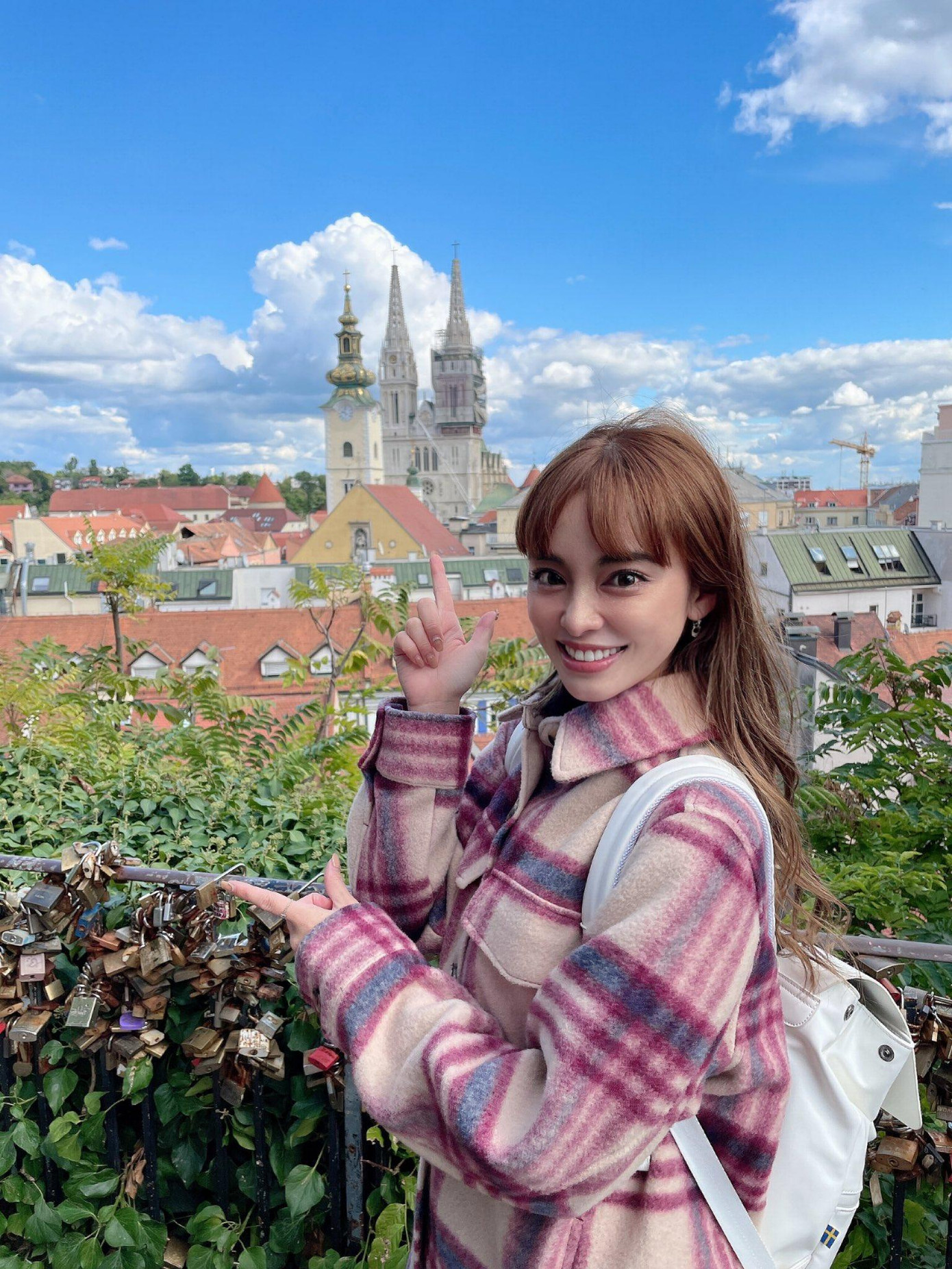 Shono có phong cách thời trang nữ tính, gợi cảm. Ảnh: shono.contact. Shono có phong cách thời trang nữ tính, gợi cảm. Ảnh: shono.contact.