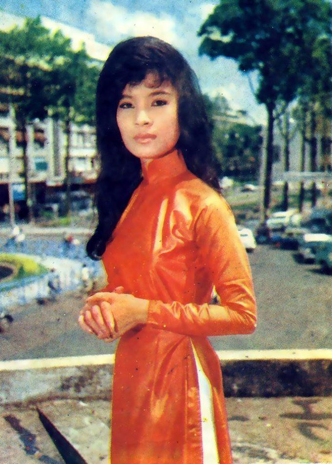 Chân dung danh ca Thanh Thúy Chân dung danh ca Thanh Thúy