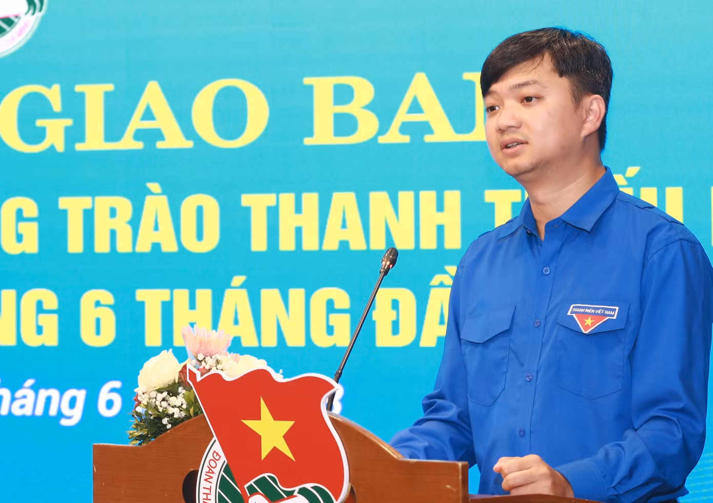Anh Nguyễn Minh Triết, Bí thư T.Ư Đoàn, Chủ tịch T.Ư Hội SVVN phát biểu tại hội nghị.