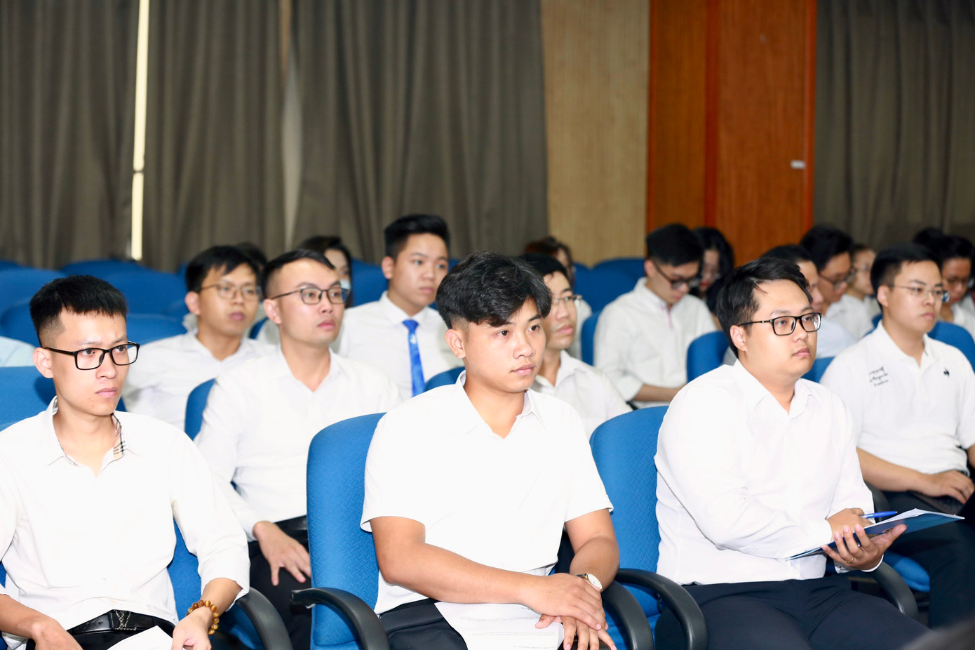 Cán bộ, hội viên, sinh viên khu vực phía Bắc tham dự hội nghị. Ảnh: Bảo Anh