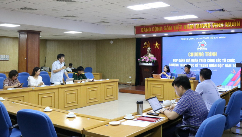 Đại diện các đơn vị trao đổi tại cuộc họp