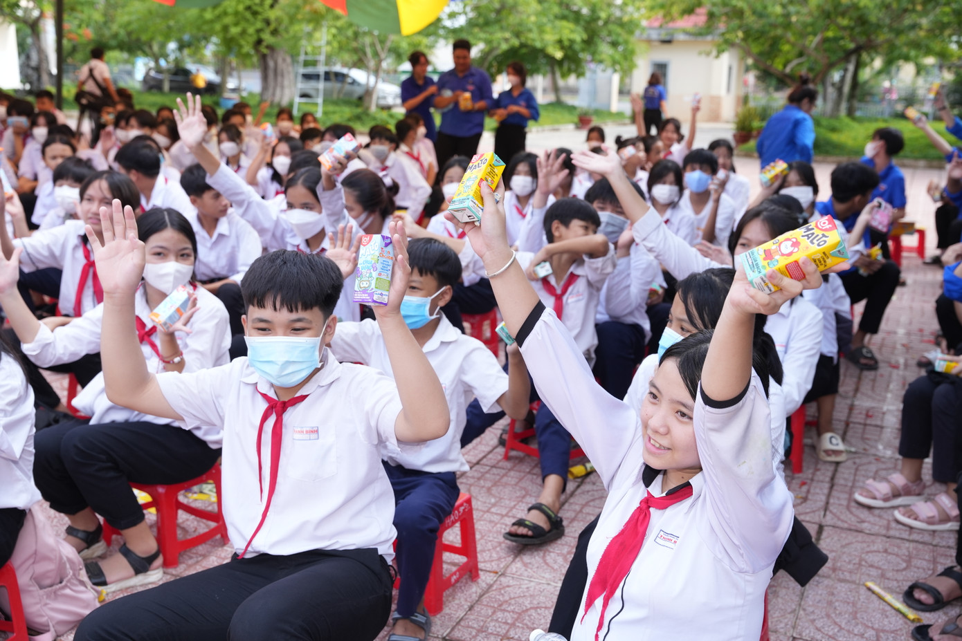 Đông đảo học sinh Tây Ninh hưởng ứng chương trình “Tuổi trẻ Việt Nam - Rèn đức luyện tài, dẫn dắt tương lai” Đông đảo học sinh Tây Ninh hưởng ứng chương trình “Tuổi trẻ Việt Nam - Rèn đức luyện tài, dẫn dắt tương lai”