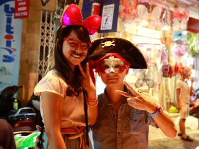  Mèo Hello Kitty và thuyền trưởng jack sparrow