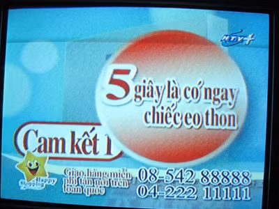 Với những lời quảng cáo "có cánh", bán hàng trên kênh truyền hình đã thu hút được vô số khách hàng . Với những lời quảng cáo