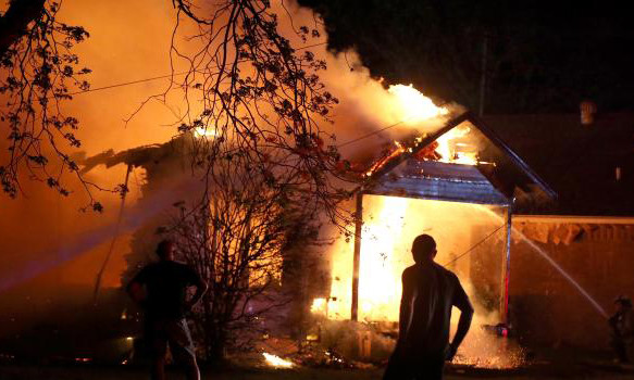 Vụ nổ 'như bom hạt nhân', 70 người có thể đã chết ảnh 1