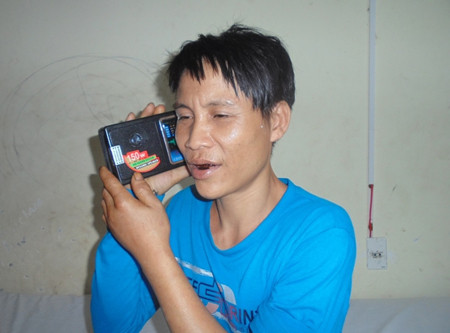  …và nghe “thời sự quốc tế”