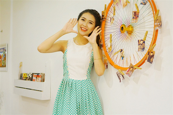 Cô từng đạt học sinh giỏi quốc gia môn Văn (lớp 12), giải 3 cuộc thi viết 'Con yêu mẹ'