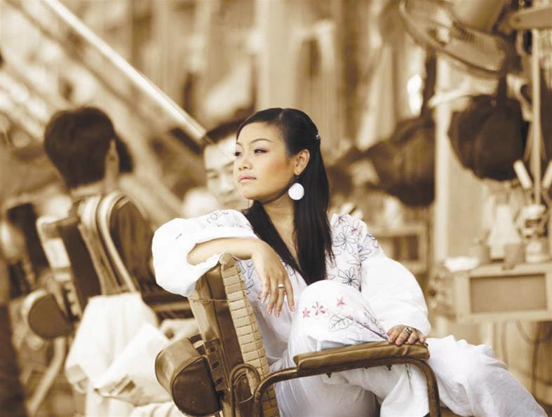 Ngọc Khuê bắt đầu có sự chuyển đổi về phong cách Ngọc Khuê bắt đầu có sự chuyển đổi về phong cách