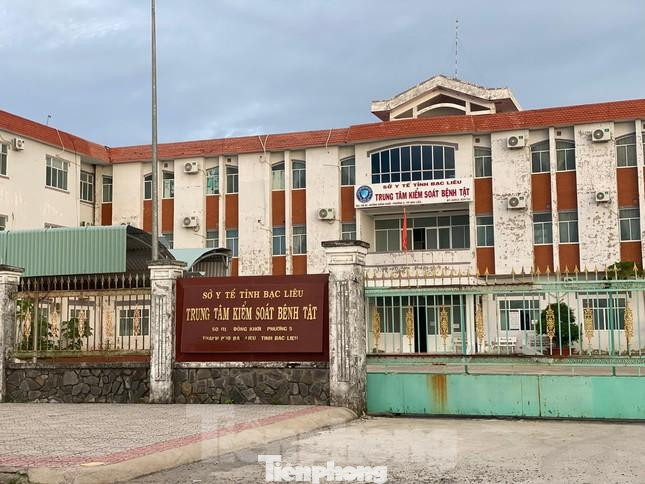 Ban Thường vụ Tỉnh ủy Bạc Liêu đã có chỉ đạo Ủy ban Kiểm tra Tỉnh ủy tiến hành kiểm tra dấu hiệu vi phạm đối với đảng viên liên quan Công ty Việt Á. Ban Thường vụ Tỉnh ủy Bạc Liêu đã có chỉ đạo Ủy ban Kiểm tra Tỉnh ủy tiến hành kiểm tra dấu hiệu vi phạm đối với đảng viên liên quan Công ty Việt Á.