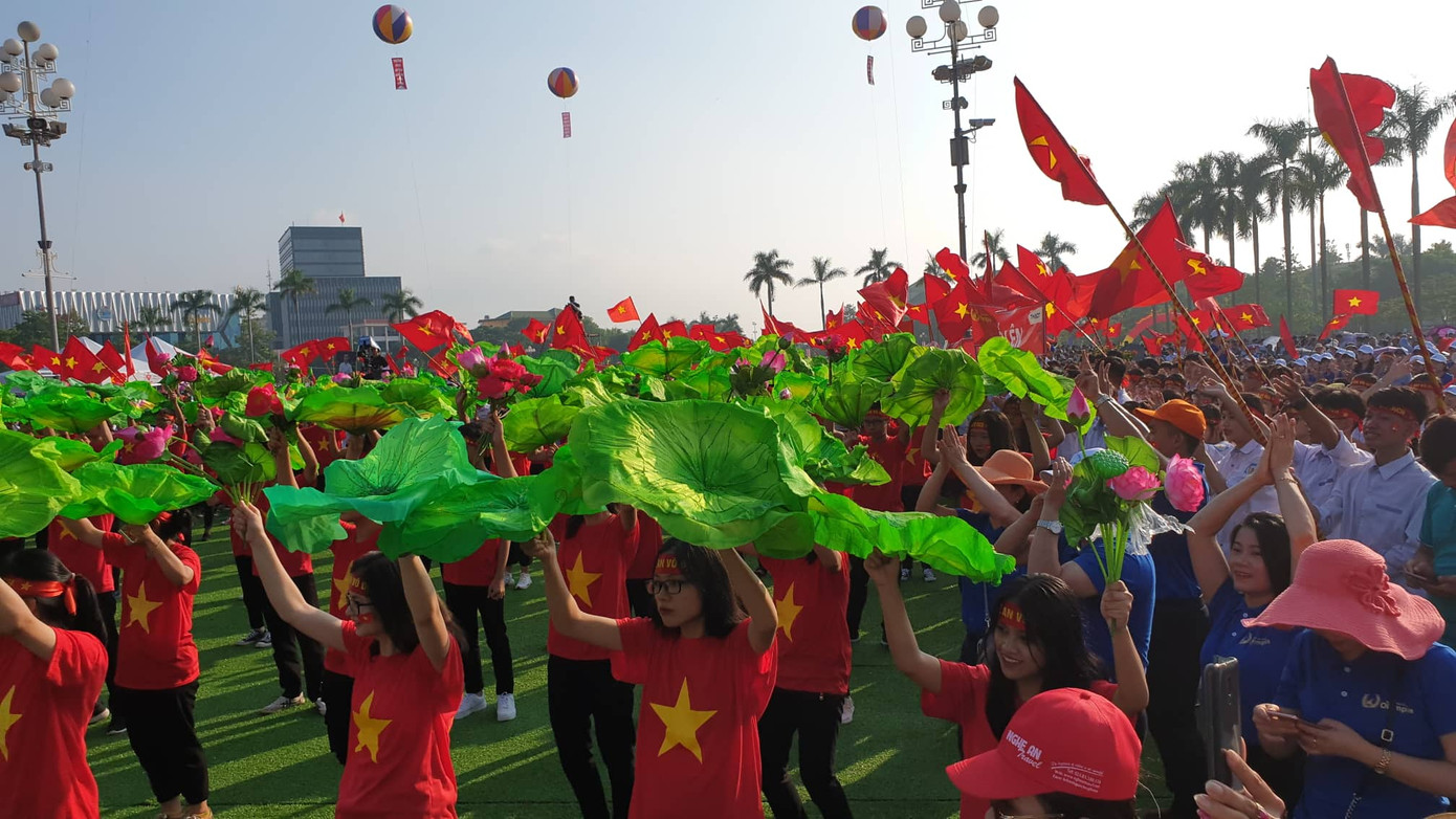 Trần Thế Trung khóc nghẹn trên đỉnh Olympia năm 2019 ảnh 57