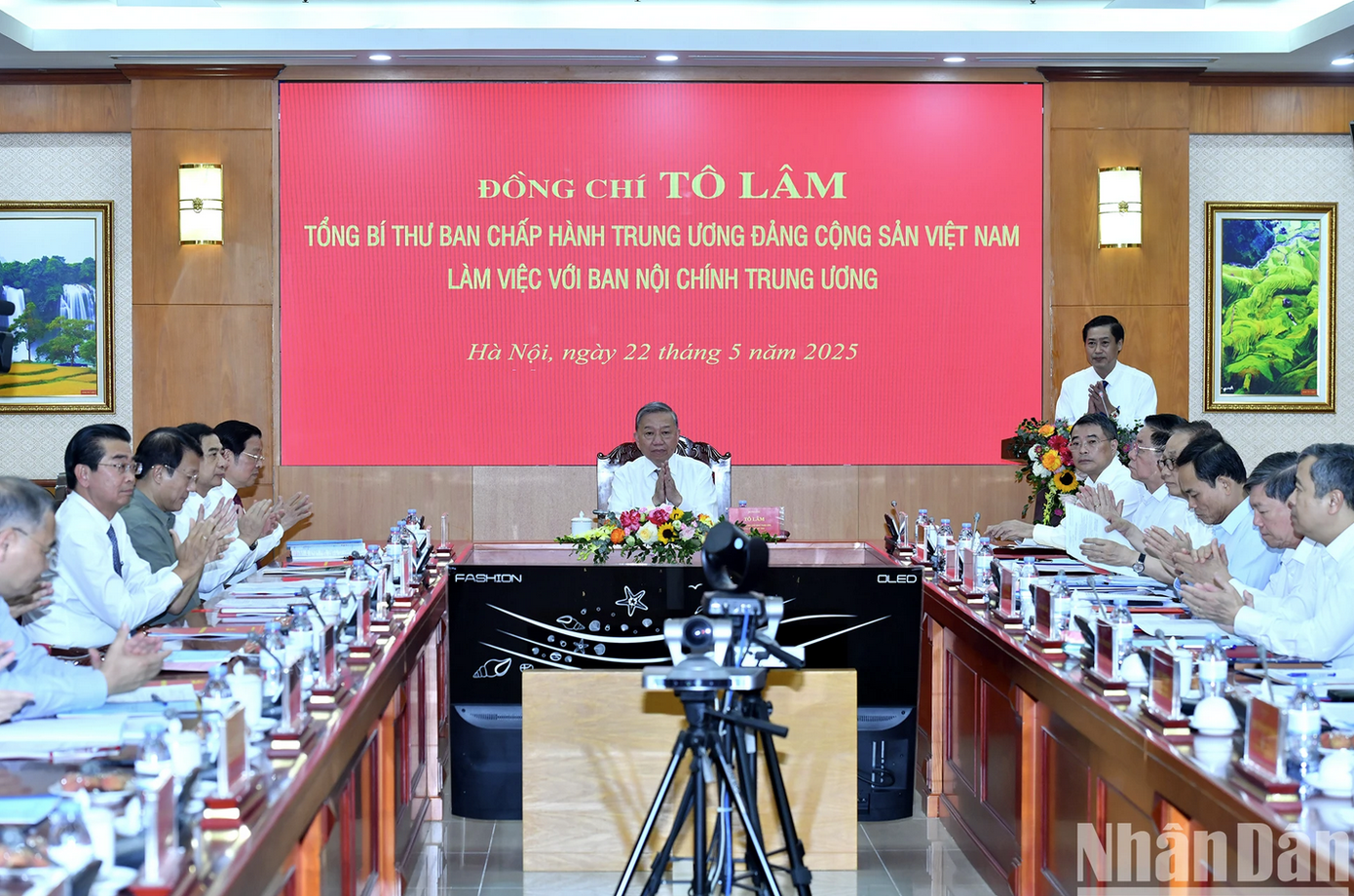 Tổng Bí thư Tô Lâm chủ trì buổi làm việc với Ban Nội chính Trung ương.