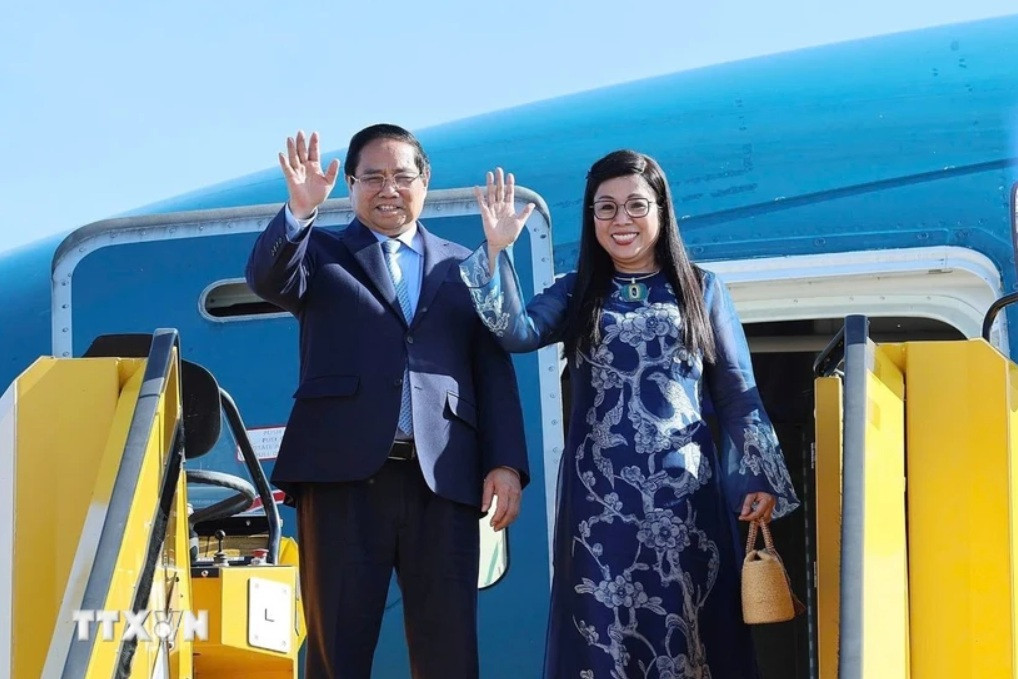 Thủ tướng Phạm Minh Chính và Phu nhân rời thủ đô Stockholm về nước, kết thúc tốt đẹp chuyến thăm chính thức Vương quốc Thụy Điển. (Ảnh: Dương Giang/TTXVN) Thủ tướng Phạm Minh Chính và Phu nhân rời thủ đô Stockholm về nước, kết thúc tốt đẹp chuyến thăm chính thức Vương quốc Thụy Điển. (Ảnh: Dương Giang/TTXVN)