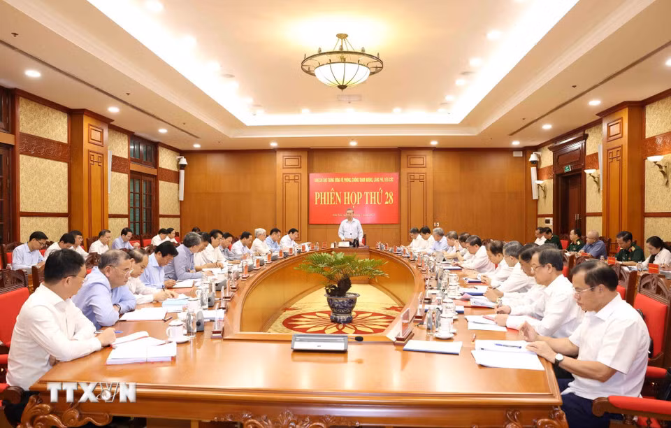 Tổng Bí thư Tô Lâm, Trưởng Ban Chỉ đạo Trung ương về phòng chống tham nhũng, lãng phí, tiêu cực, chủ trì Phiên họp thứ 28 của Ban Chỉ đạo. Tổng Bí thư Tô Lâm, Trưởng Ban Chỉ đạo Trung ương về phòng chống tham nhũng, lãng phí, tiêu cực, chủ trì Phiên họp thứ 28 của Ban Chỉ đạo.